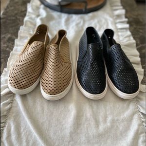 2 pairs of Steve Madden flats size 9